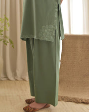AIRA LAWN 3PC FARSHI SHALWAR