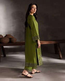Ezza 3PC – Elegance in Every Thread
