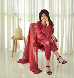 HORIYA MEHROON CORD SET