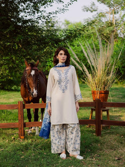 BATIK KHADAR 3PC ( FARSHI SHALWAR )