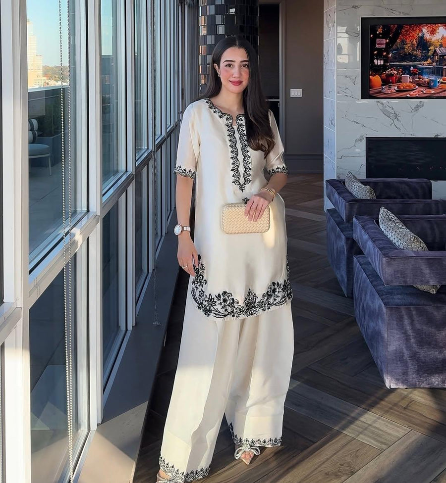 MEHMAL HANDMADE KHADAR SET ( FARSHI SHALWAR )